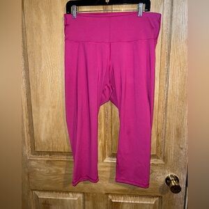 Womens Old Navy workout leggings size XL. Pink